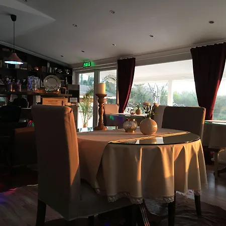 מלון Riverangel - Adults Only 3*