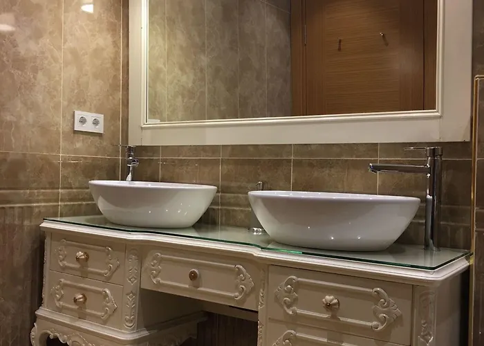 Riverangel - Adults Only 酒店 阿瓦