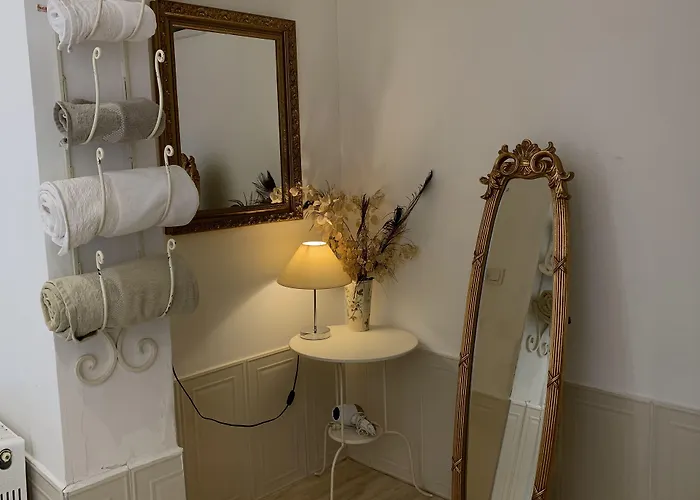 Riverangel - Adults Only 阿瓦