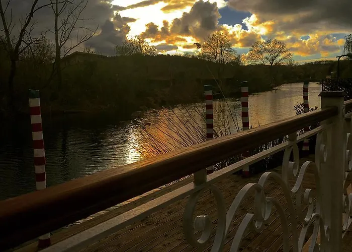 酒店 Riverangel - Adults Only 阿瓦